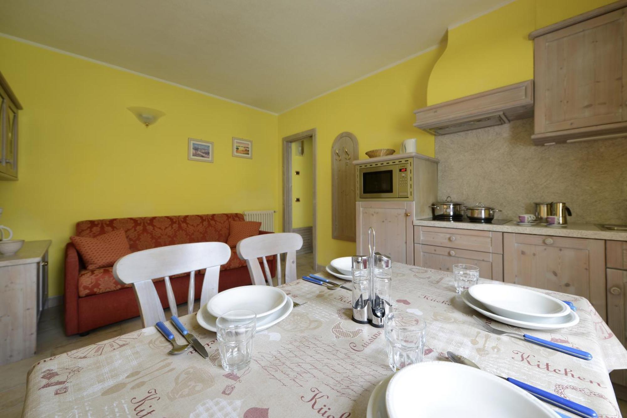 ליביניו Residence Le Cascate מראה חיצוני תמונה