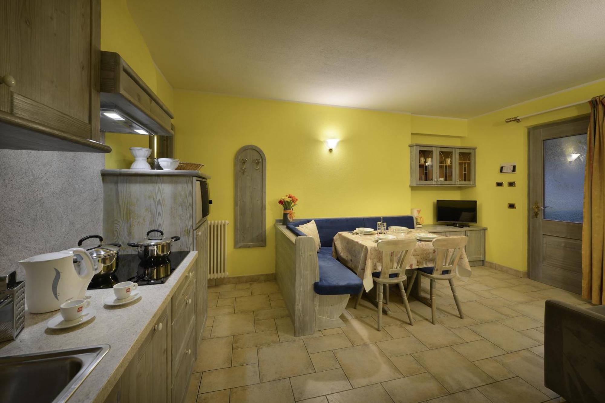 ליביניו Residence Le Cascate מראה חיצוני תמונה