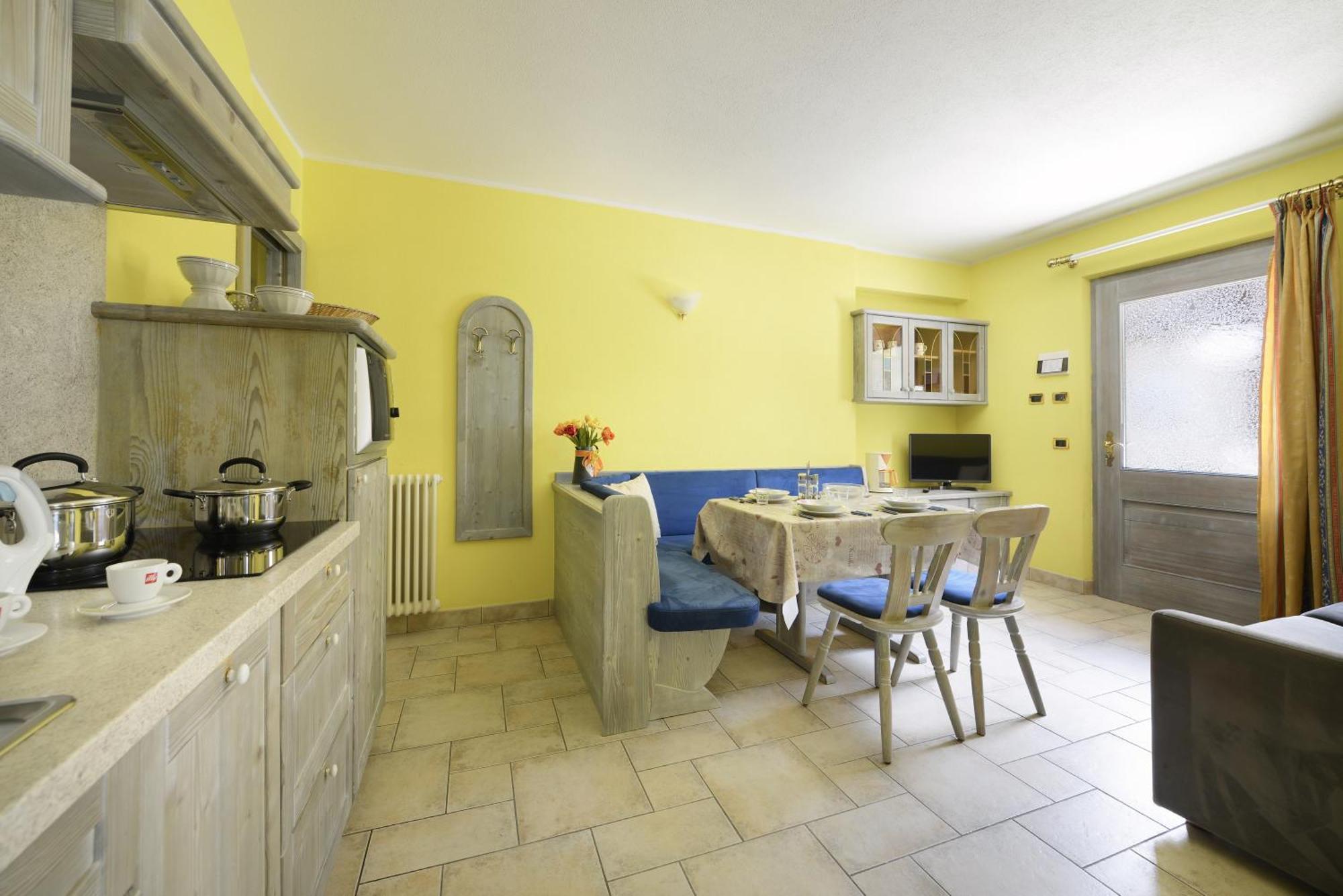 ליביניו Residence Le Cascate מראה חיצוני תמונה