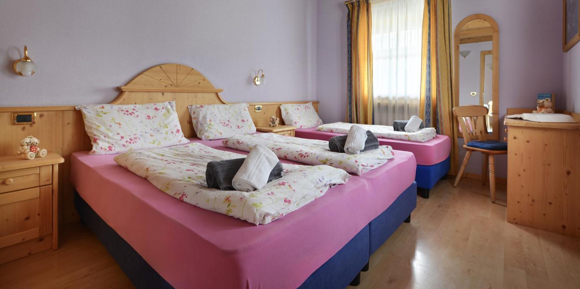 ליביניו Residence Le Cascate מראה חיצוני תמונה