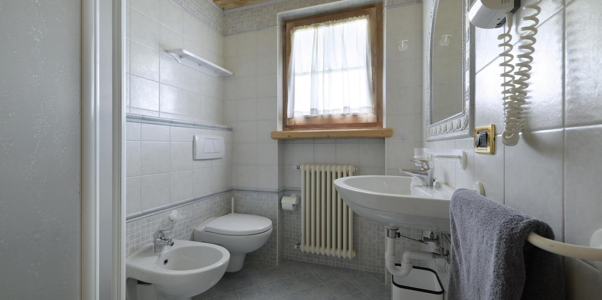 ליביניו Residence Le Cascate מראה חיצוני תמונה
