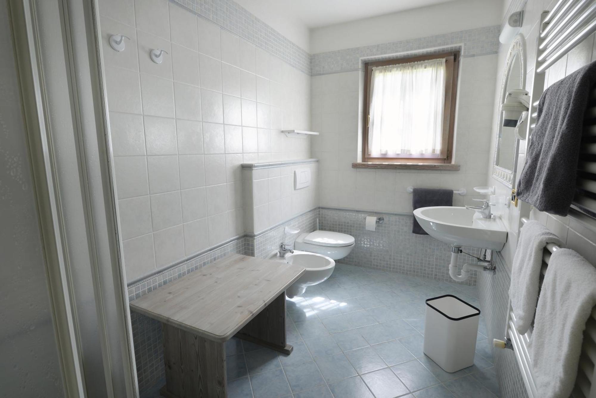 ליביניו Residence Le Cascate מראה חיצוני תמונה